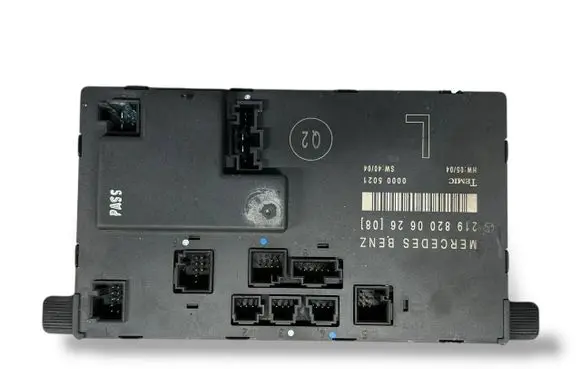 Mercedes-Benz CLS C219 Door control unit/module 2198200626