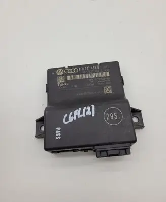 Audi A6 S6 C6 4F Gateway control module 4F0907468M 4F0907468F