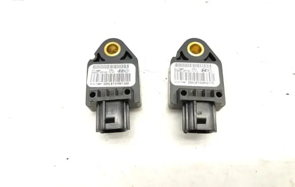 Hyundai Sonata Airbag deployment crash/impact sensor 959202F100