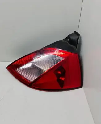 Renault Megane II Rear/tail lights 8200073237