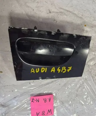 Audi A4 S4 B7 8E 8H Front door exterior handle 6556656