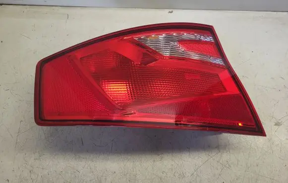 Seat Toledo IV (NH) Rear/tail lights 6JH945095E