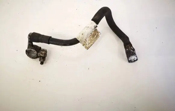 Seat Leon (1P) Positive cable (battery)