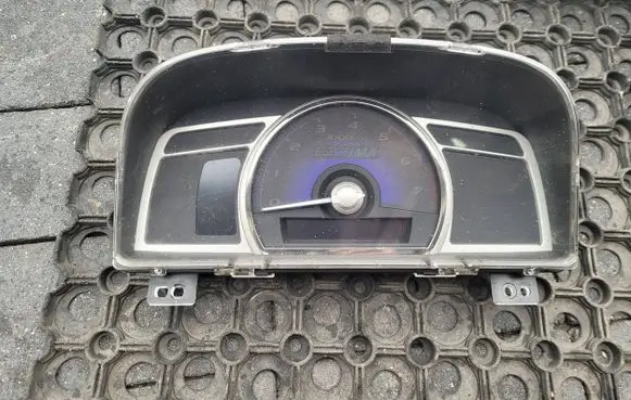 Honda Civic Speedometer (instrument cluster) 0100650040132 G100 78200