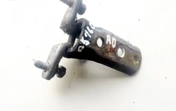 Mitsubishi Space Wagon Front door upper hinge