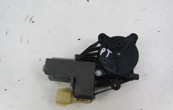 Chevrolet Meriva Rear door window regulator motor 0130822082