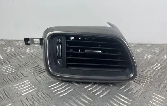 KIA Sorento Dashboard air vent grill cover trim 97490C5100CP7
