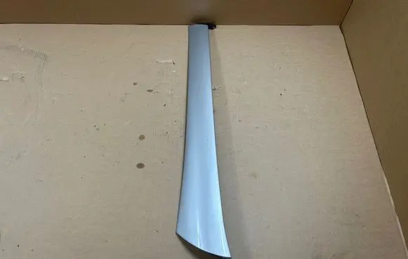Mercedes-Benz 300 SL-24 Windshield trim 