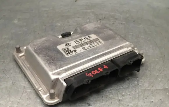 Volkswagen Golf Plus Engine control unit/module 0261201232 036906032BE 1039S13346