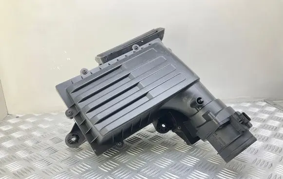 Air filter box