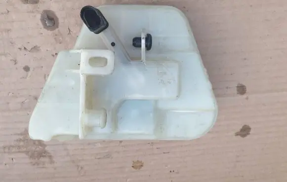 Audi A8 S8 D3 4E Master brake cylinder 4E0611301A