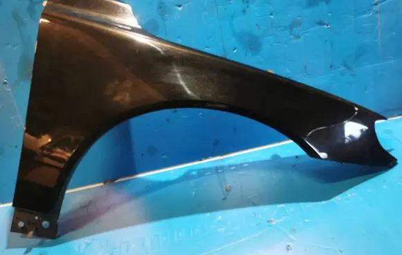 Volvo S80 Fender 3880DF