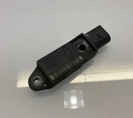 Mercedes-Benz E W211 Airbag deployment crash/impact sensor A0028202726 0028202726
