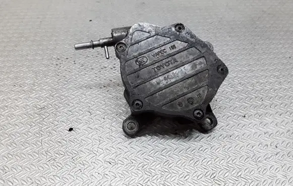 Toyota RAV 4 (XA30) Vacuum pump