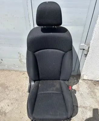Subaru XV Front passenger seat 