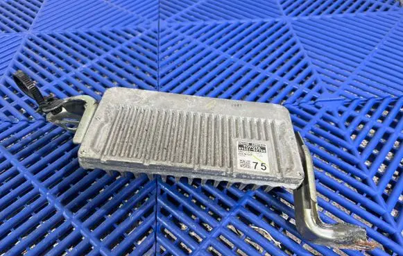 Toyota Auris E180 Engine control unit/module 896610Z750 MB2755003471