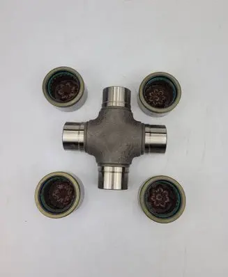 Mercedes-Benz Vito Viano W638 Prop shaft universal joint A9424100131