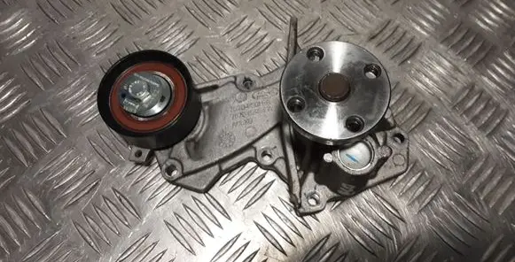 Ford Ecosport Water pump 7S7G8501FA