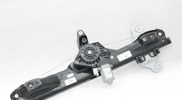 Nissan Qashqai Front window lifting mechanism without motor 807004EA3D