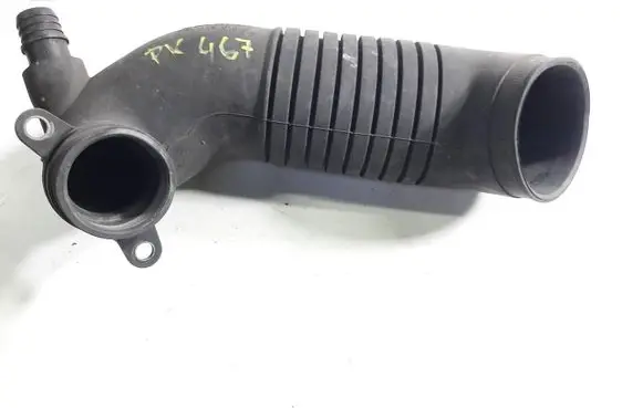 Audi A4 S4 B6 8E 8H Air intake hose/pipe 8E0129615