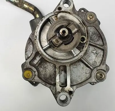 Mercedes-Benz S W220 Vacuum pump A6422300065