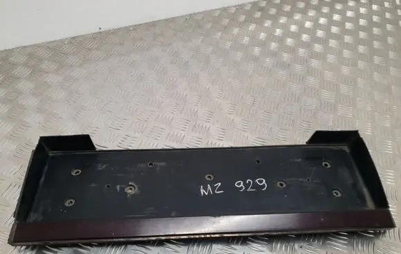 Mazda 929 Tailgate trim 0674297