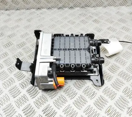 Peugeot 2008 II Hybrid/electric vehicle battery fan 9821712680