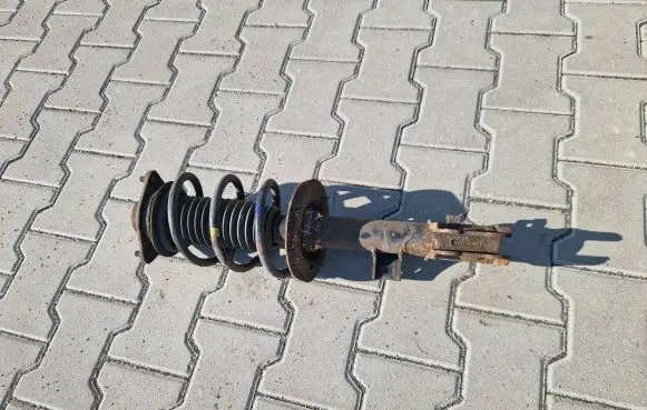 KIA Sportage Front shock absorber with coil spring