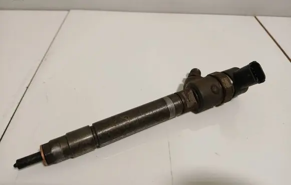 Volvo XC90 Fuel injector 0445110251 30750283 3404