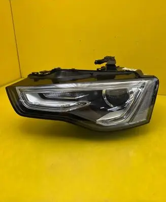 Audi A5 8T 8F Headlight/headlamp 8T0941005C