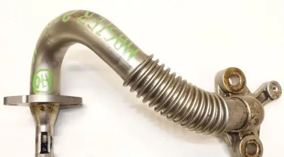 Renault Master III EGR valve line/pipe/hose 147130894R