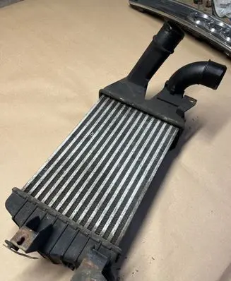 Opel Astra H Intercooler radiator WTP8630 13213402