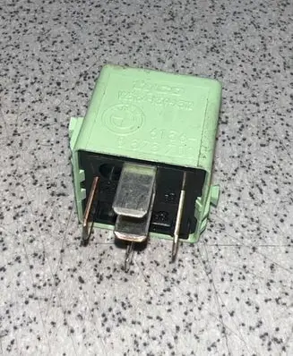 BMW 5 E60 E61 Other relay 8373700