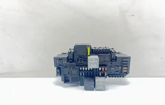 Mercedes-Benz E W238 Fuse module A2139062202