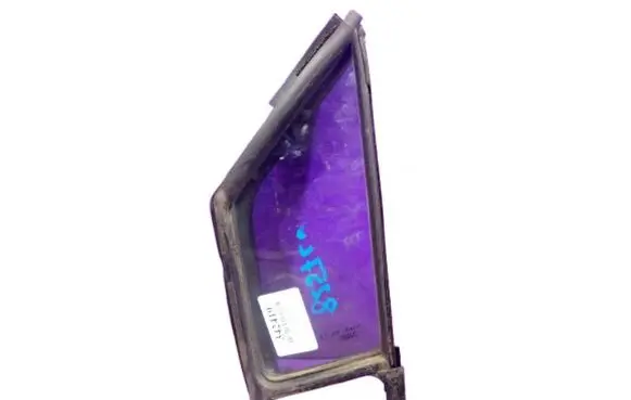Suzuki Splash Front door window glass four-door