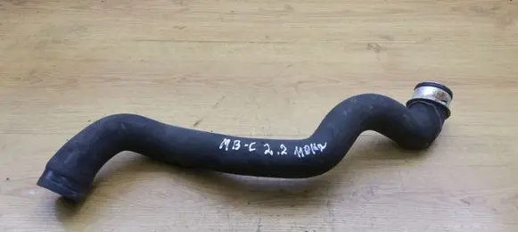 Mercedes-Benz C W203 Engine coolant pipe/hose