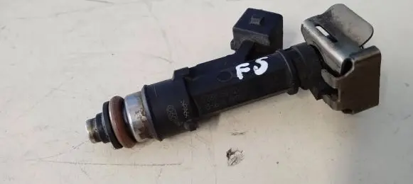 Opel Zafira C Fuel injector 0280158822