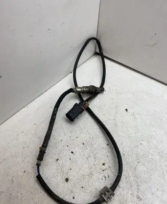 Volkswagen PASSAT B8 Lambda probe sensor 04L906262