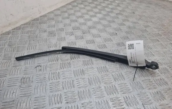 Skoda Octavia Mk3 (5E) Rear wiper blade arm 