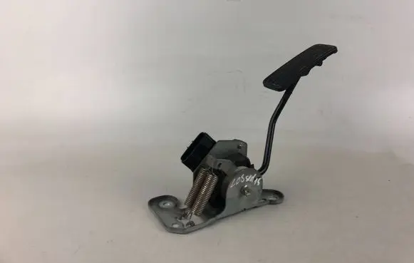 Subaru Legacy Accelerator throttle pedal 36010AG021