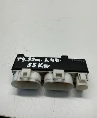 Volkswagen Transporter - Caravelle T4 Coolant fan relay 701919506A