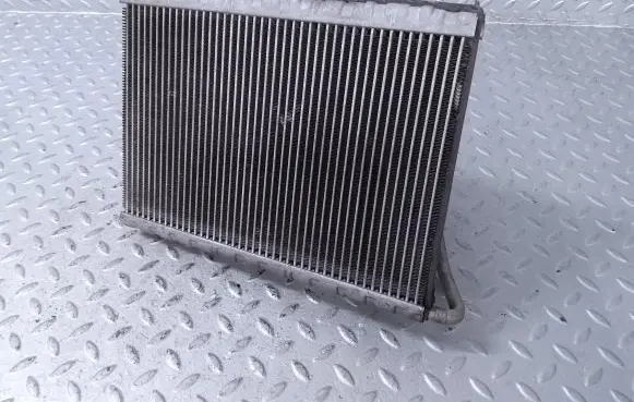 Air conditioning (A/C) radiator (interior)