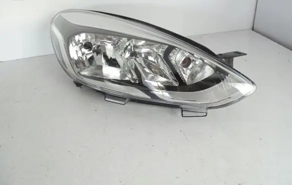 Ford Fiesta Headlight/headlamp