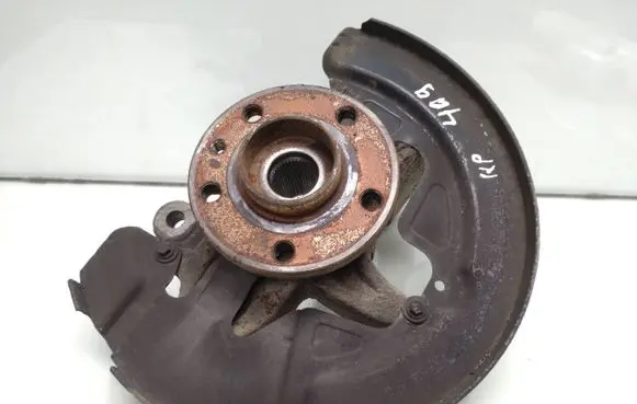 Volvo V70 Front wheel hub spindle knuckle