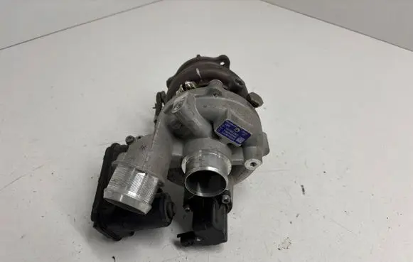 Citroen DS7 Crossback Turbo 9813852580 53039700830