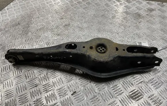 Volkswagen Tiguan Rear upper control arm/wishbone 3Q0505311E