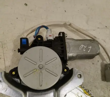 Honda HR-V Front door window regulator with motor SR4R 4J22