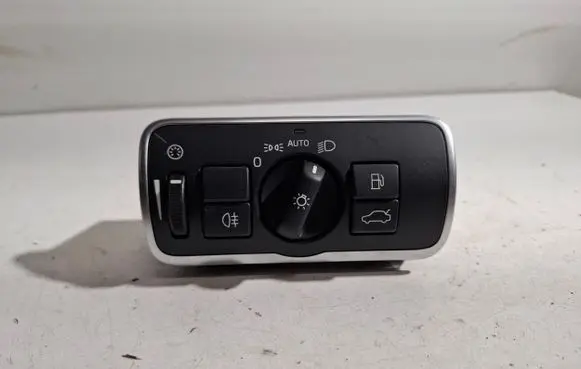Volvo V60 Light switch 30739448