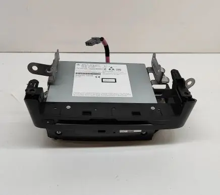 Lexus ES 250 - 300 - 330 Radio/CD/DVD/GPS head unit 8614033F51 10R0510109