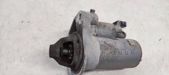 Peugeot 208 Starter motor 9671530880 4280008331 10P02